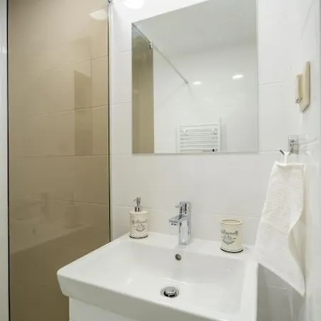 Apartment Location New & Spacious 3 Bdr Medical Academy