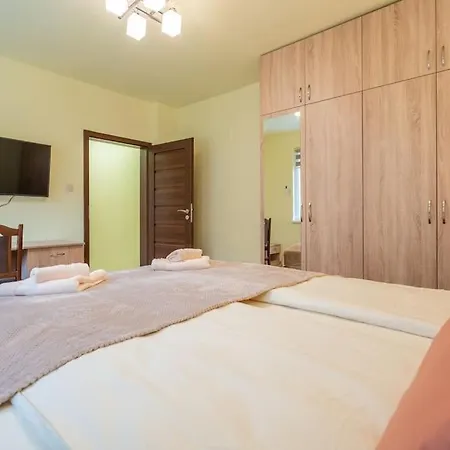 Location New & Spacious 3 Bdr Medical Academy Sofia